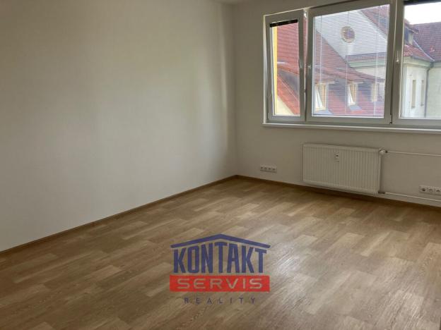 Pronájem bytu 3+1, České Budějovice, Lidická tř., 68 m2