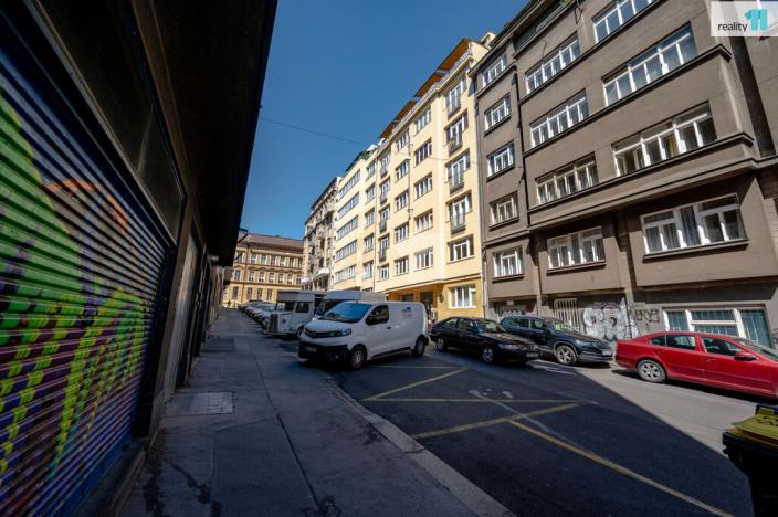 Prodej bytu 3+1, Praha - Holešovice, Vinařská, 122 m2