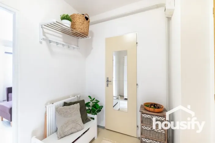 Pronájem bytu 1+kk, Znojmo, U Lesíka, 32 m2