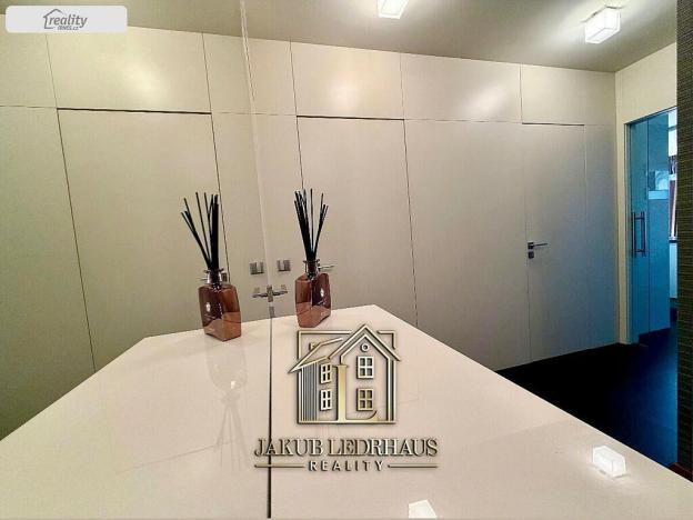 Prodej bytu 3+kk, Praha - Michle, Baarova, 96 m2