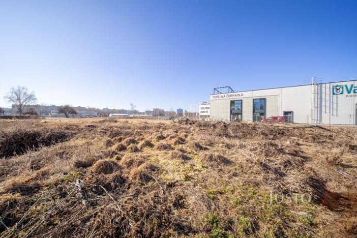 Prodej komerčního pozemku, České Budějovice - České Budějovice 3, U Voříškova dvora, 2608 m2