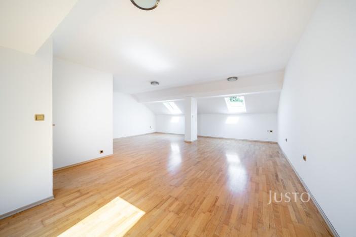 Pronájem bytu 4+1, Třeboň, Lesní, 125 m2