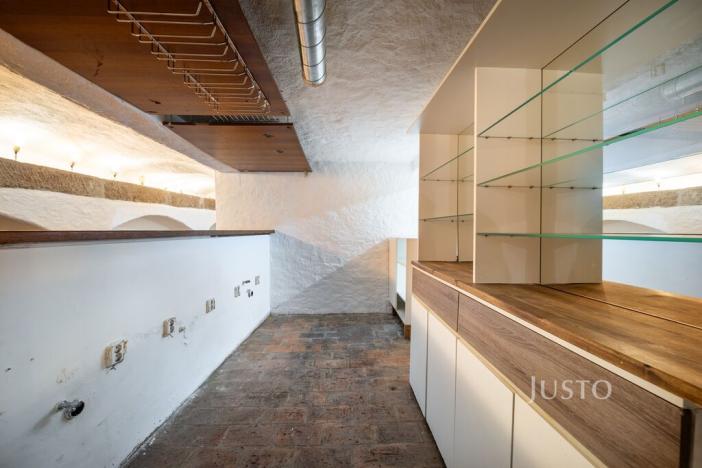 Prodej restaurace, České Budějovice - České Budějovice 1, nám. Přemysla Otakara II., 103 m2