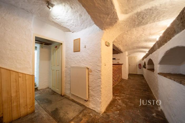 Prodej restaurace, České Budějovice - České Budějovice 1, nám. Přemysla Otakara II., 103 m2