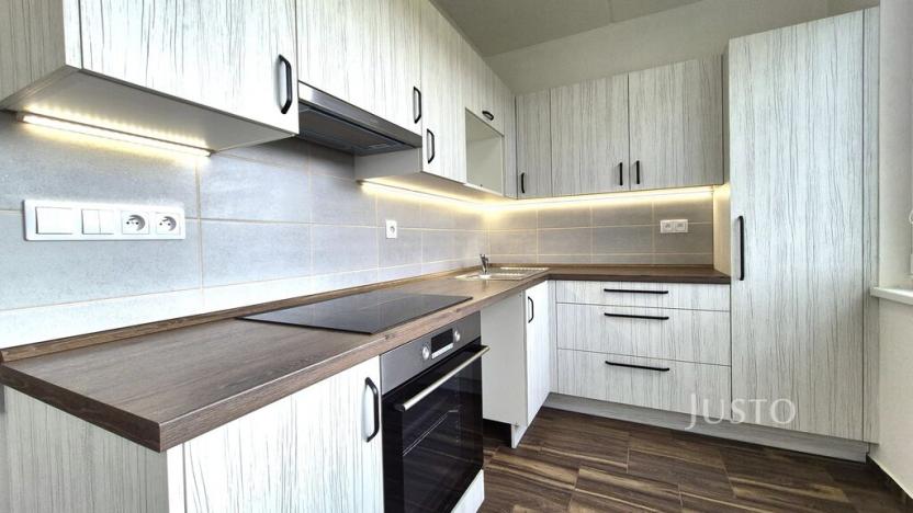 Pronájem bytu 3+1, Písek - Hradiště, K Háječku, 71 m2