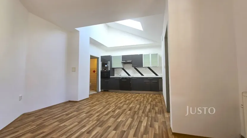 Prodej vícegeneračního domu, Písek, V Koutě, 786 m2