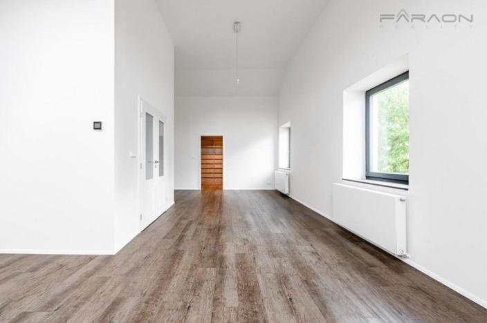 Pronájem rodinného domu, Kosoř, 380 m2