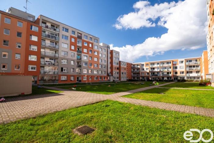 Prodej bytu 2+kk, Praha, U pramene, 49 m2