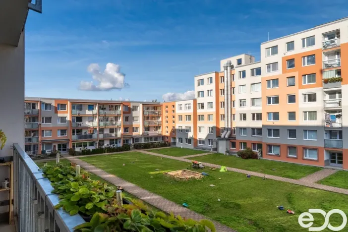 Prodej bytu 2+kk, Praha, U pramene, 49 m2