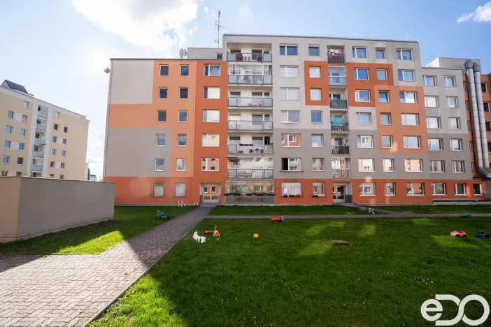 Prodej bytu 2+kk, Praha, U pramene, 49 m2