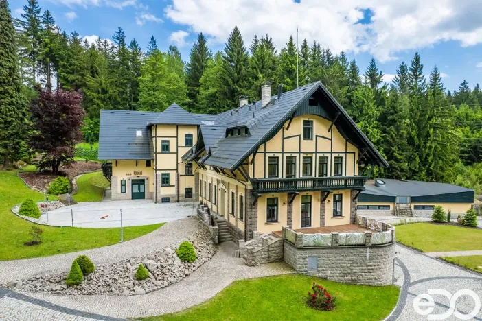 Prodej ubytování, Jablonec nad Nisou, U Lesního divadla, 2930 m2