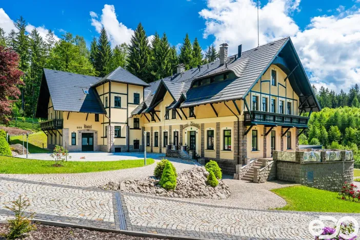 Prodej ubytování, Jablonec nad Nisou, U Lesního divadla, 2930 m2
