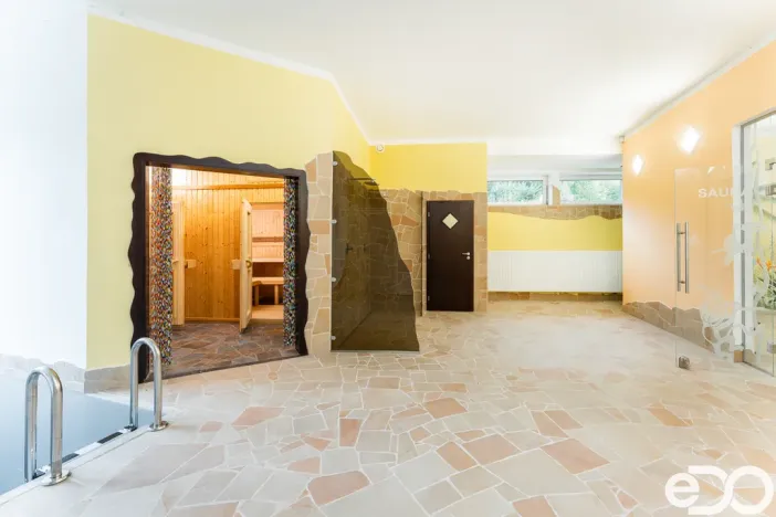 Prodej ubytování, Jablonec nad Nisou, U Lesního divadla, 2930 m2