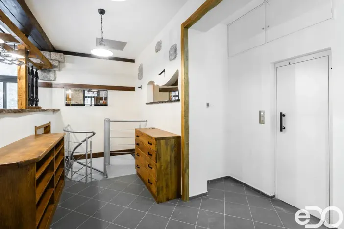 Prodej ubytování, Jablonec nad Nisou, U Lesního divadla, 2930 m2