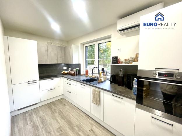 Prodej rodinného domu, Mnichov, 127 m2