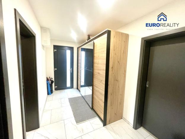 Prodej rodinného domu, Mnichov, 127 m2