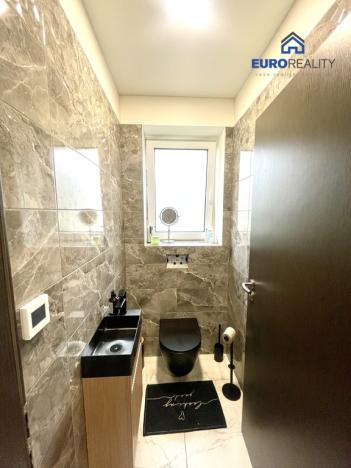 Prodej rodinného domu, Mnichov, 127 m2