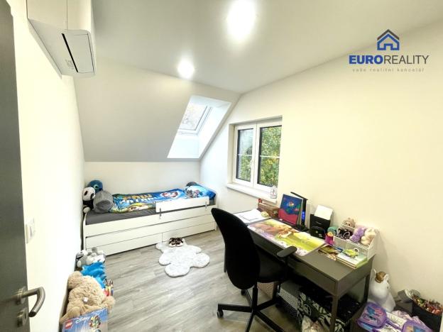 Prodej rodinného domu, Mnichov, 127 m2