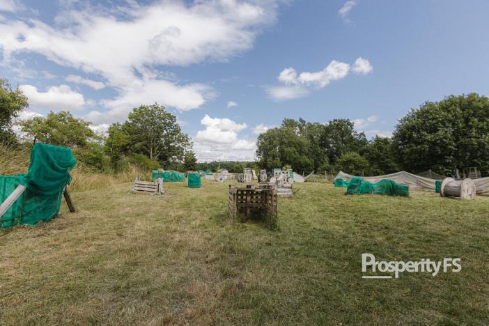 Prodej komerčního pozemku, Velká Dobrá, 15944 m2