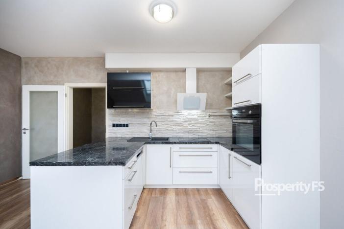 Prodej bytu 3+kk, Lovosice, Osvoboditelů, 120 m2