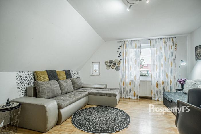 Prodej rodinného domu, Hrádek, 200 m2