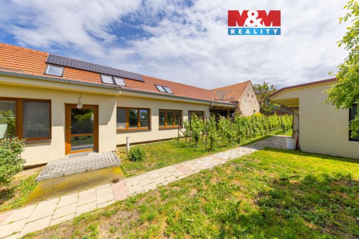 Prodej rodinného domu, Šumice, 263 m2