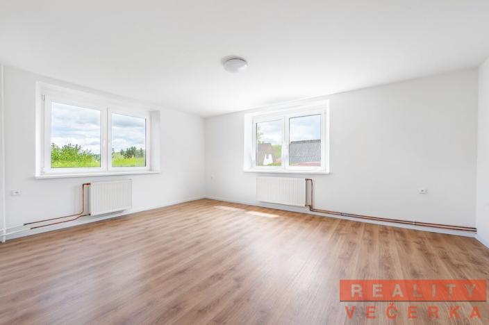 Pronájem kanceláře, Cheznovice, 220 m2