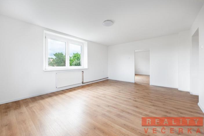 Pronájem kanceláře, Cheznovice, 220 m2
