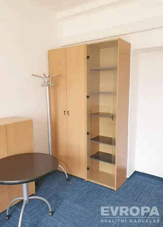 Pronájem kanceláře, Olomouc, Tovární, 27 m2