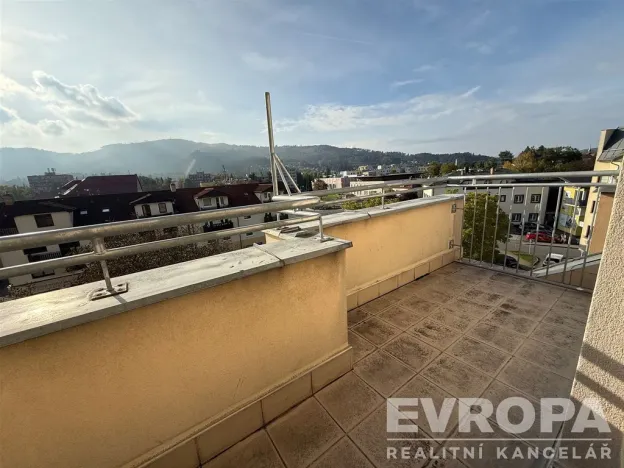 Prodej bytu 5+1, Frýdlant nad Ostravicí, Školní, 222 m2