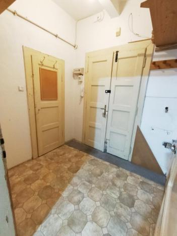 Prodej bytu 2+kk, Praha - Žižkov, Žerotínova, 41 m2