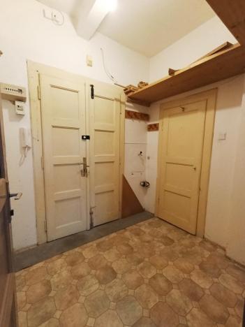 Prodej bytu 2+kk, Praha - Žižkov, Žerotínova, 41 m2