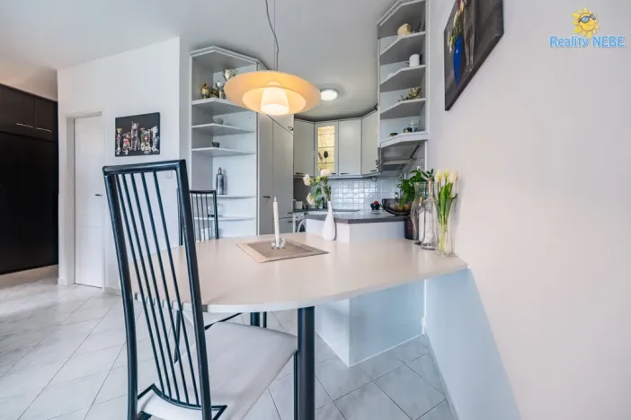 Pronájem bytu 2+kk, Praha - Písnice, Na okruhu, 43 m2