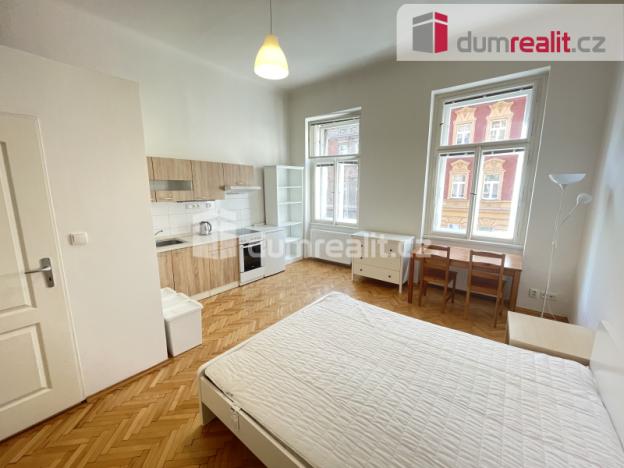 Pronájem bytu 1+kk, Praha - Smíchov, Svornosti, 25 m2