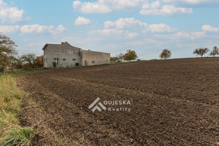 Prodej pozemku, Voděrady, 1618 m2