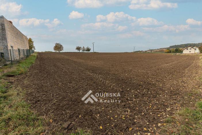 Prodej pozemku, Voděrady, 1618 m2