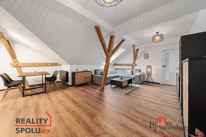 Pronájem rodinného domu, Jičín - Holínské Předměstí, Kollárova, 105 m2