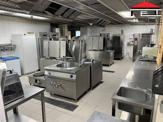 Pronájem obchodního prostoru, Frýdek-Místek, Pionýrů, 2690 m2