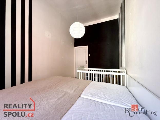 Pronájem bytu 2+kk, Karlovy Vary, I. P. Pavlova, 50 m2