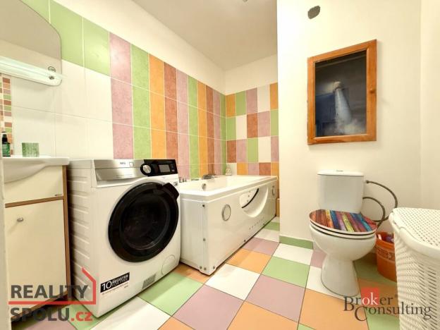 Pronájem bytu 2+kk, Karlovy Vary, I. P. Pavlova, 50 m2