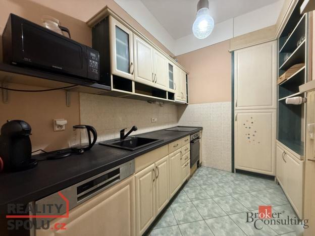 Pronájem bytu 2+kk, Karlovy Vary, I. P. Pavlova, 50 m2