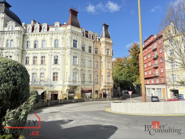 Pronájem bytu 2+kk, Karlovy Vary, I. P. Pavlova, 50 m2