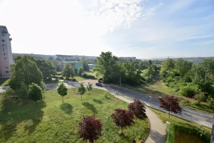 Pronájem bytu 2+kk, Brno - Líšeň, Houbalova, 61 m2