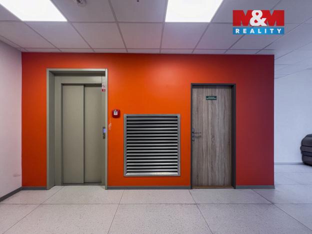 Pronájem bytu 2+kk, Praha - Hlubočepy, Geologická, 34 m2