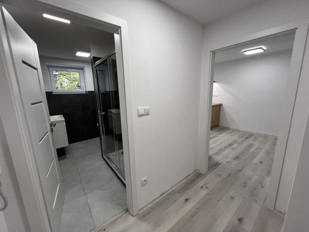 Pronájem bytu 2+1, Vsetín, U Hřiště, 56 m2