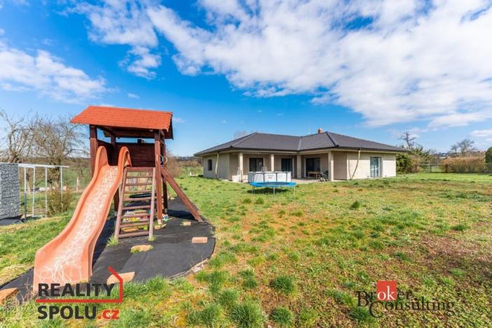 Prodej rodinného domu, Radíkovice, 197 m2