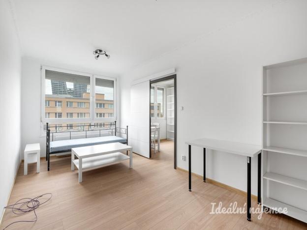 Pronájem bytu 3+1, Praha - Nusle, Pujmanové, 68 m2