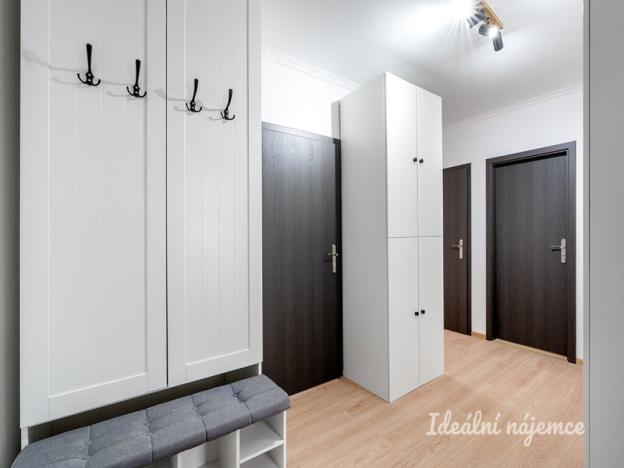 Pronájem bytu 3+1, Praha - Nusle, Pujmanové, 68 m2