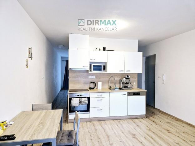 Pronájem bytu 2+kk, Plzeň, Resslova, 45 m2