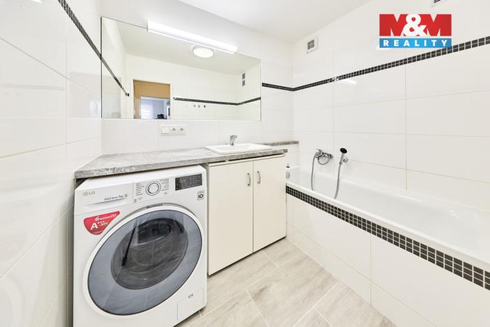 Prodej bytu 3+kk, Broumov - Olivětín, Dukelská, 60 m2